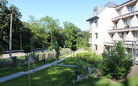 Edison Villa 106